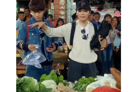 《親愛(ài)的客?！放駝砑彝ブ鲖D買買買