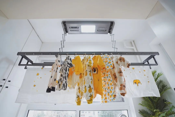 梅雨天氣，晾衣架怎么選？電動(dòng)晾衣架選購(gòu)攻略，建議收藏！